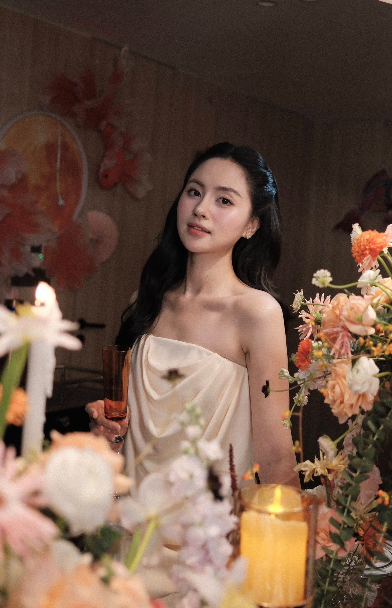 Lừa mẹ đi c&agrave; ph&ecirc;, đến nơi l&agrave; lễ b&agrave;n giao xe VF3: Kh&ocirc;ng nỡ để mẹ đi l&agrave;m 50km, con rể &ldquo;gia trưởng&rdquo; chốt qu&agrave; to- Ảnh 11.