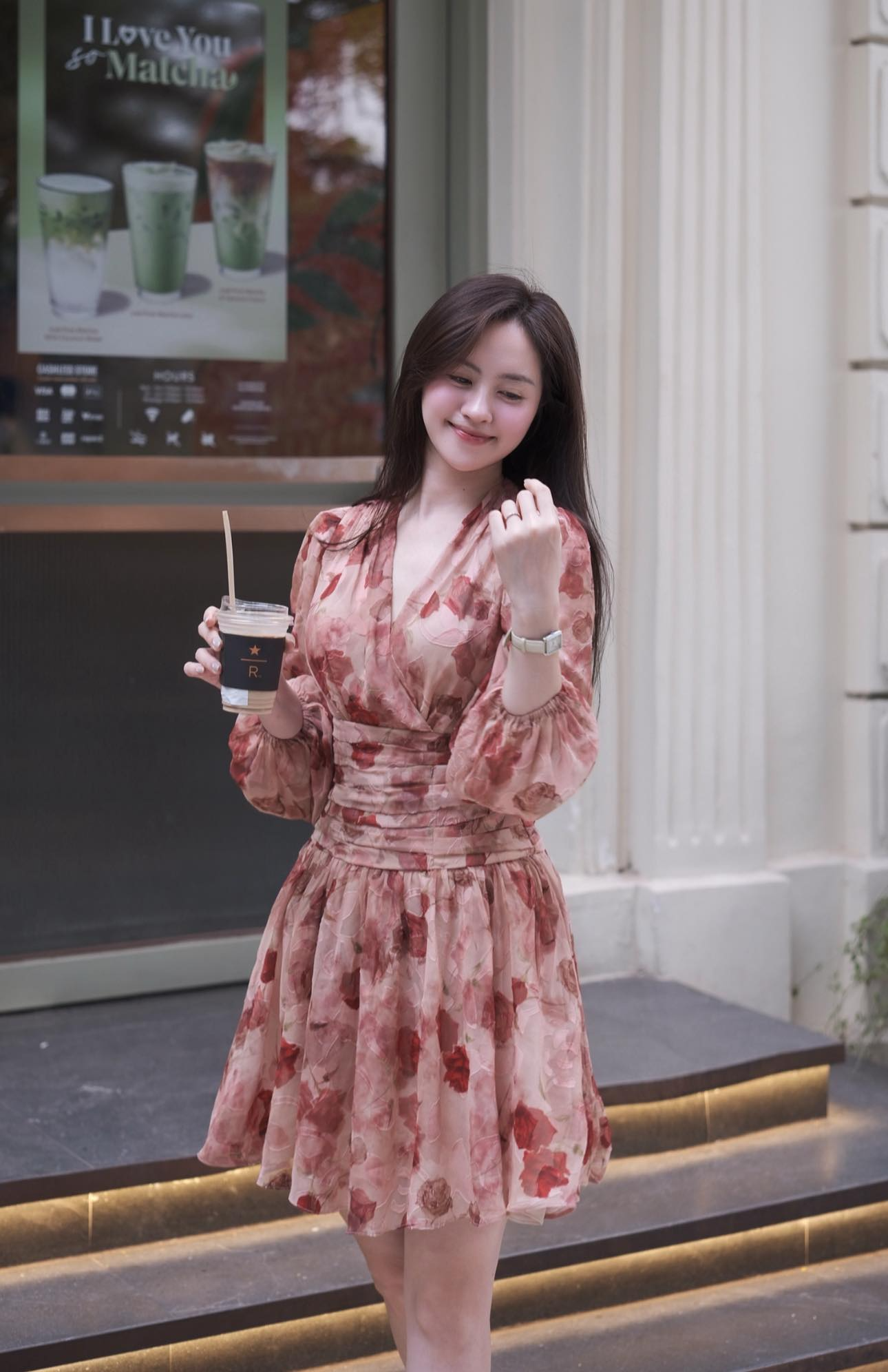 Lừa mẹ đi c&agrave; ph&ecirc;, đến nơi l&agrave; lễ b&agrave;n giao xe VF3: Kh&ocirc;ng nỡ để mẹ đi l&agrave;m 50km, con rể &ldquo;gia trưởng&rdquo; chốt qu&agrave; to- Ảnh 12.