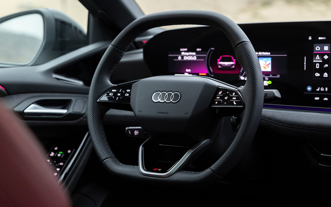 Audi S6 &uacute;p mở lần đầu ra mắt Việt Nam: D&aacute;ng Sportback chất chơi, mạnh hơn Porsche Taycan ti&ecirc;u chuẩn, đầy b&igrave;nh đủ chạy H&agrave; Nội - Huế- Ảnh 13.