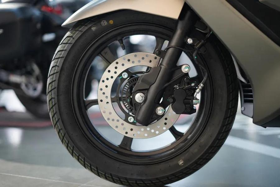 Suzuki rục rịch l&agrave;m xe tay ga mới: Gi&aacute; dự kiến quy đổi hơn 27 triệu đồng, d&aacute;ng như PCX, c&ocirc;ng nghệ mượn từ Trung Quốc- Ảnh 7.