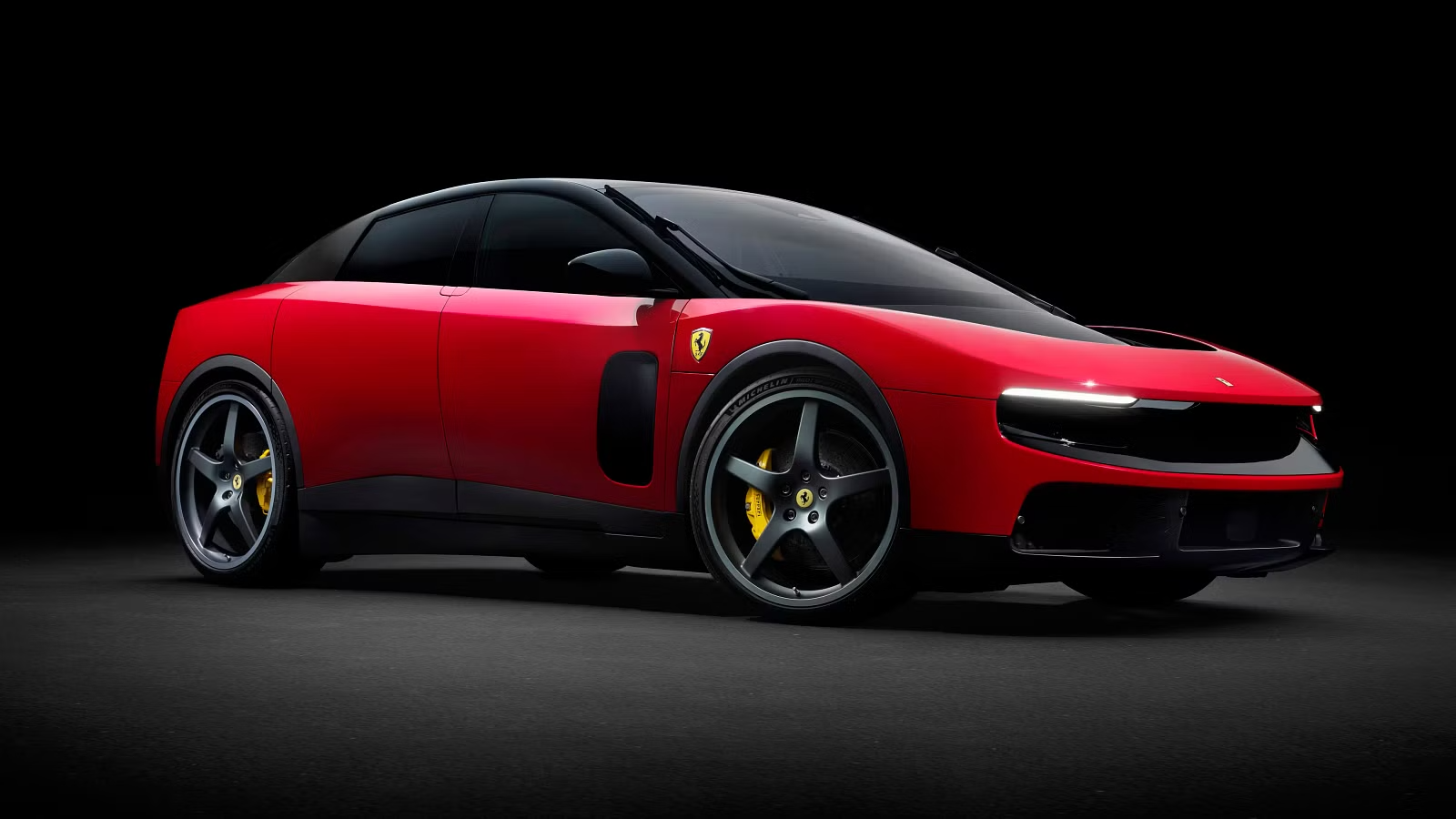 Lo ngại khách hàng quay lưng, Ferrari lên tiếng về kế hoạch bán xe xăng song song với xe điện- Ảnh 2. Lo ngại khách hàng quay lưng, Ferrari lên tiếng về kế hoạch bán xe xăng song song với xe điện- Ảnh 2.