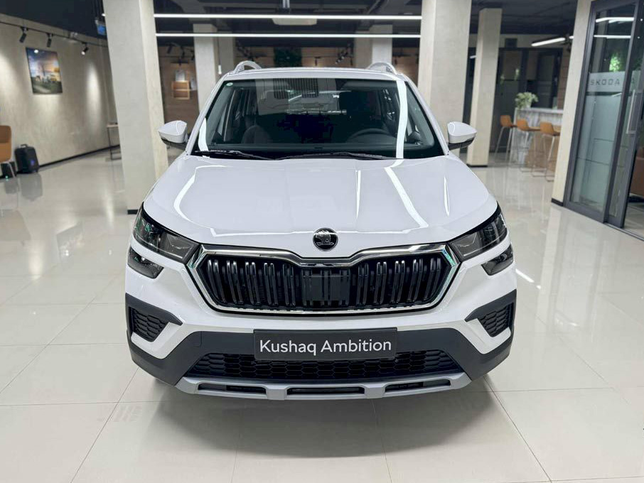 Skoda Kushaq giảm gi&aacute; kỷ lục c&ograve;n 499 triệu đồng tại đại l&yacute;, cạnh tranh Seltos với gi&aacute; rẻ ngang Sonet - Ảnh 1.