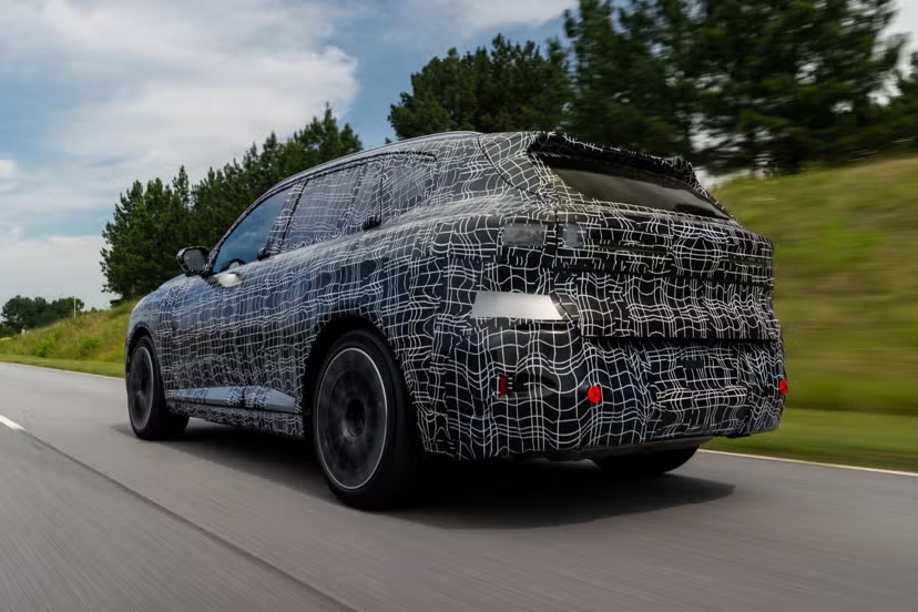 BMW X5 thế hệ mới có chi tiết gây tranh cãi như Ford Mustang Mach-E, lần đầu có động cơ không chạy bằng điện hay xăng - Ảnh 3.