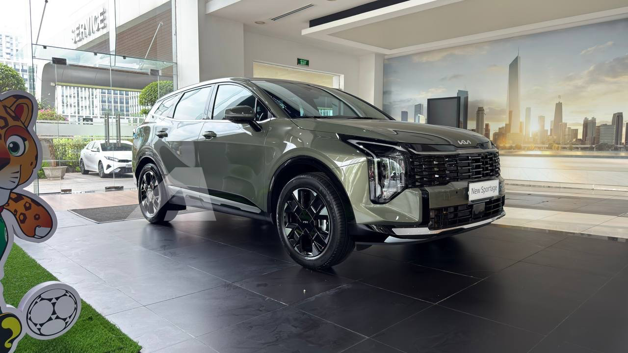 Soi Kia Sportage 2026 bản Luxury vừa về đại lý: Giá dễ tiếp cận nhất từ 839 triệu đồng, vẫn có nhiều công nghệ đáng chú ý