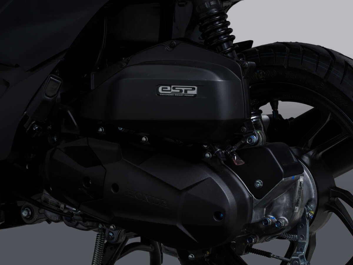 Honda Vario 2026 gi&aacute; quy đổi hơn 46 triệu đồng: Thiết kế trau chuốt hơn, LED mới sắc sảo, c&oacute; USB-C, gần giống bản vừa nhập tư về Việt Nam - Ảnh 17.