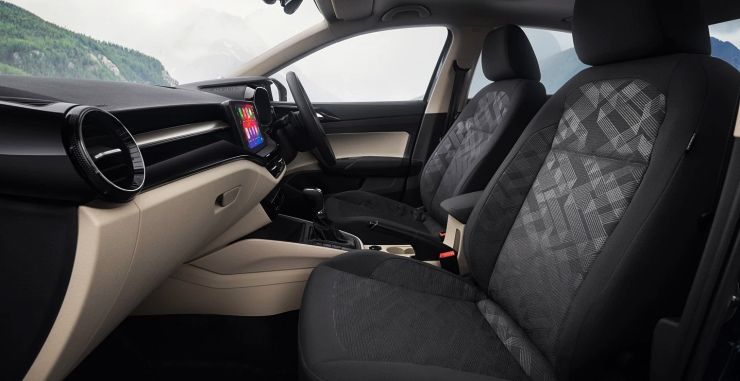 Skoda Slavia 2026 dự kiến ra mắt v&agrave;o th&aacute;ng 8: Thiết kế tinh chỉnh, c&oacute; n&eacute;t của Kushaq, th&ecirc;m c&ocirc;ng nghệ nhưng vẫn giữ động cơ cũ - Ảnh 3.