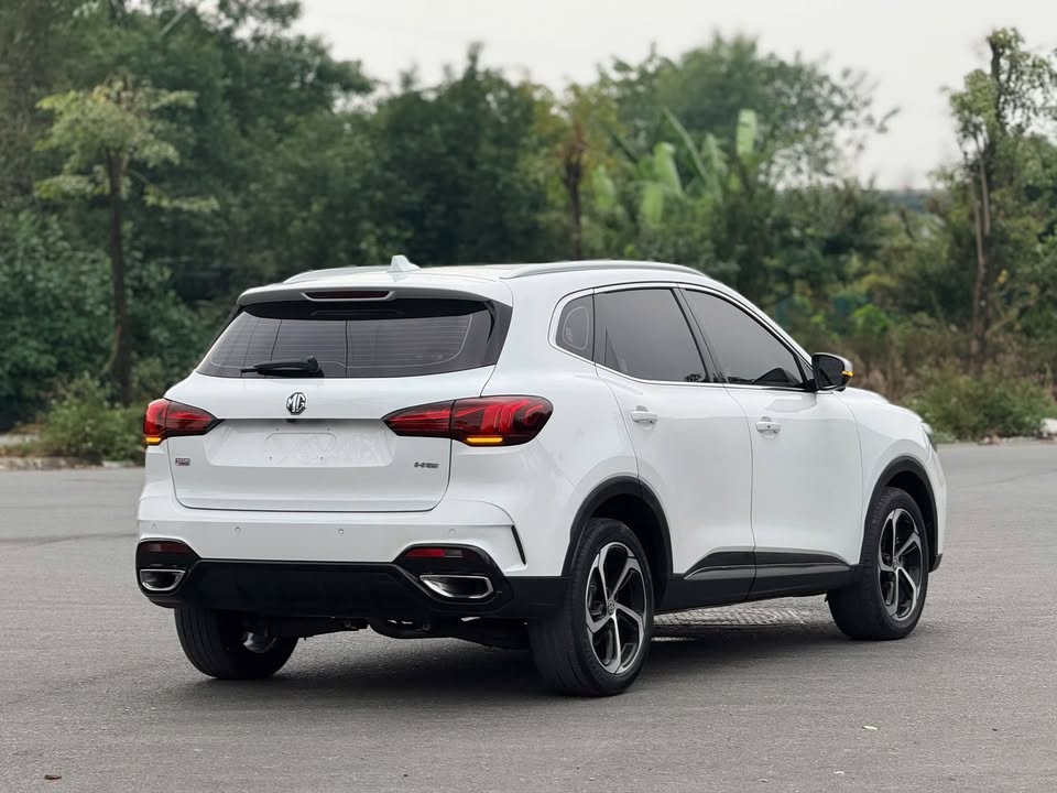 MG HS giảm kỷ lục tại đại l&yacute;: SUV cỡ C 'full' c&ocirc;ng nghệ, gi&aacute; chỉ ngang ngửa Sonet, Venue- Ảnh 2.
