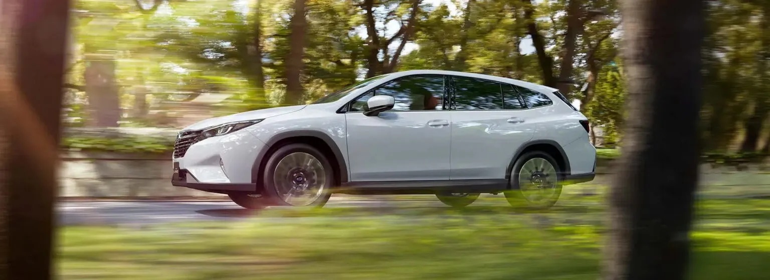Subaru Levorg từng b&aacute;n ở Việt Nam c&oacute; bản n&acirc;ng cấp mới: Thiết kế &lsquo;l&agrave;nh&rsquo; hơn, gầm thấp hơn, động cơ hybrid ti&ecirc;u thụ hơn 5,2L/100km- Ảnh 7.