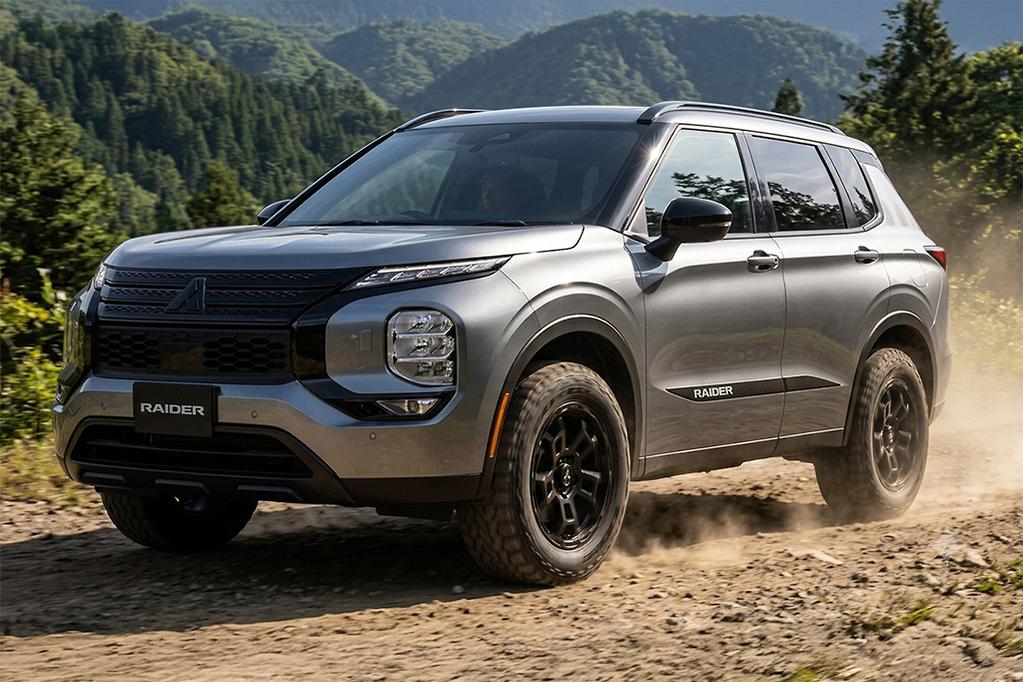 Mitsubishi Outlander rục rịch c&oacute; bản mới &lsquo;chiến&rsquo; hơn, th&ecirc;m trang bị hợp off-road, cạnh tranh Forester- Ảnh 2.