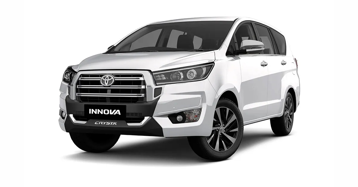 Toyota Innova đời cũ vẫn được n&acirc;ng cấp trước khi khai tử: Mặt trước hầm hố hơn, th&ecirc;m tiện nghi b&ecirc;n trong- Ảnh 1.