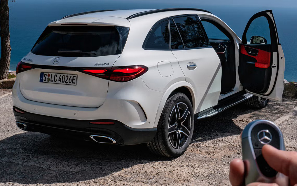 Mercedes-Benz GLC sắp lần đầu c&oacute; bản PHEV tại Việt Nam: Gi&aacute; dự kiến hơn 3 tỷ đồng, hết xăng vẫn chạy được hơn 100km, th&ecirc;m cạnh tranh X3, Q5- Ảnh 2.