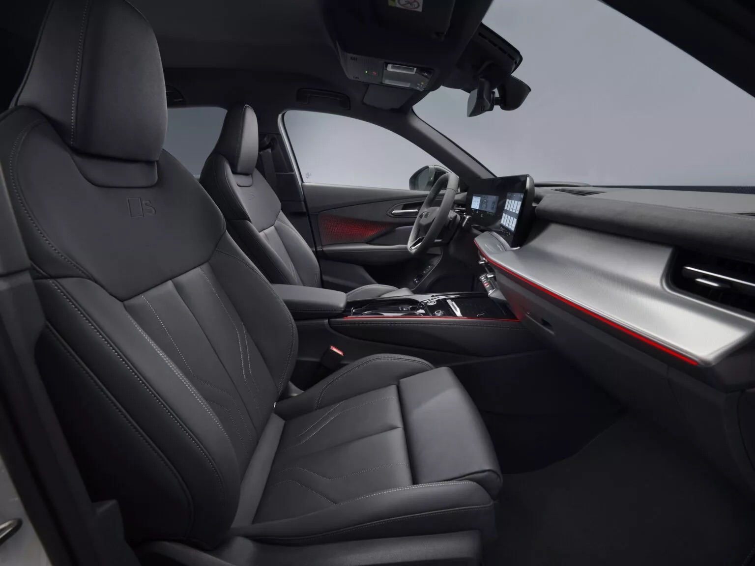 Audi Q3 Sportback 2026 lộ diện sớm trước ng&agrave;y ra mắt Việt Nam: Thiết kế kh&aacute;c ho&agrave;n to&agrave;n đời cũ, c&oacute; g&oacute;i thể thao, dễ d&ugrave;ng động cơ hybrid- Ảnh 8.