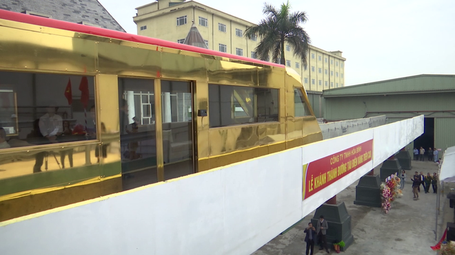 Việt Nam vừa c&oacute; đo&agrave;n t&agrave;u d&aacute;t v&agrave;ng được chạy thử dưới l&ograve;ng đất, thiết kế chở được 80 kh&aacute;ch- Ảnh 2.