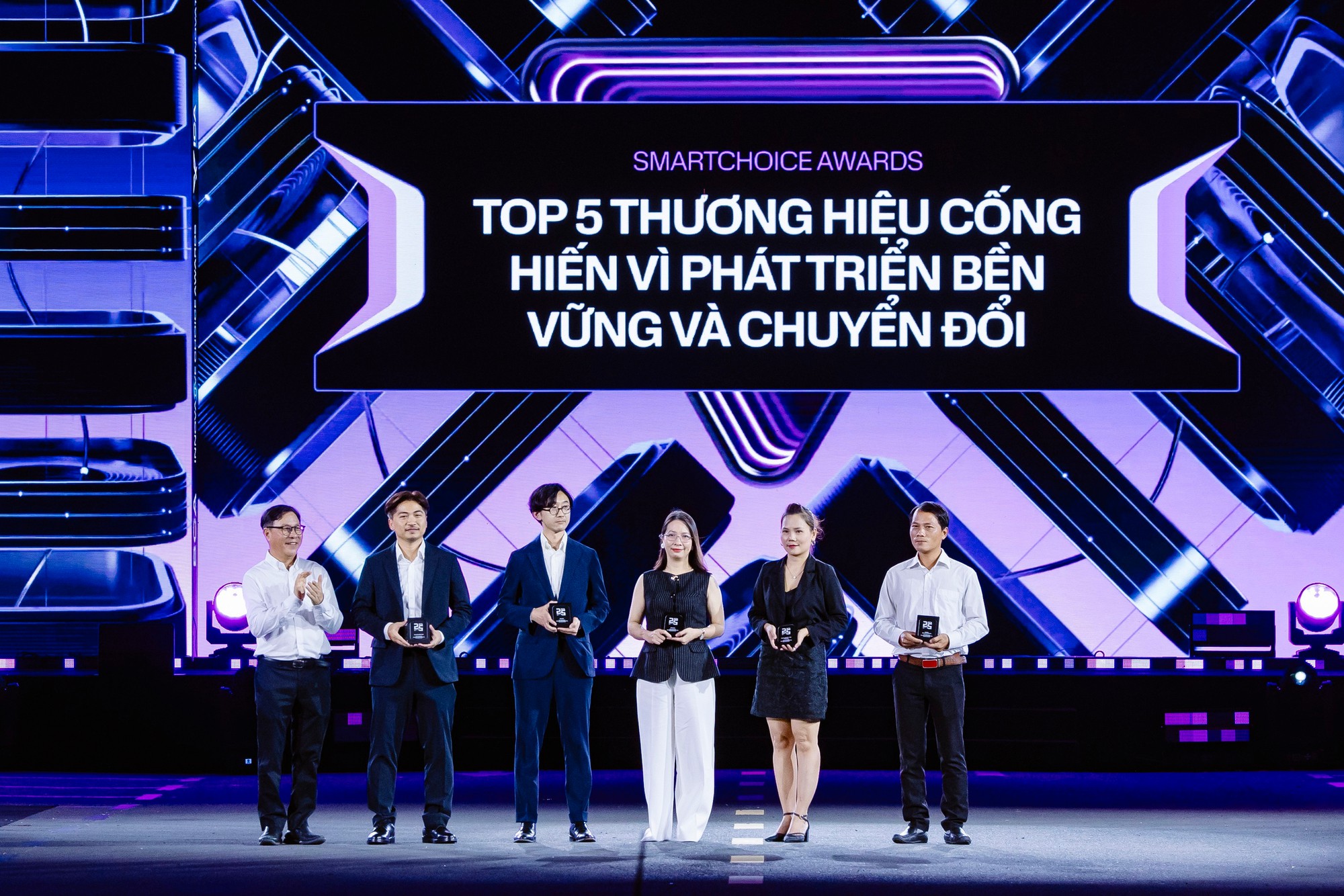 C&ocirc;ng nghệ, xe, đổi mới số v&agrave; Nation Builders, Better Choice Awards 2026 rộng tới đ&acirc;u? - Ảnh 3.
