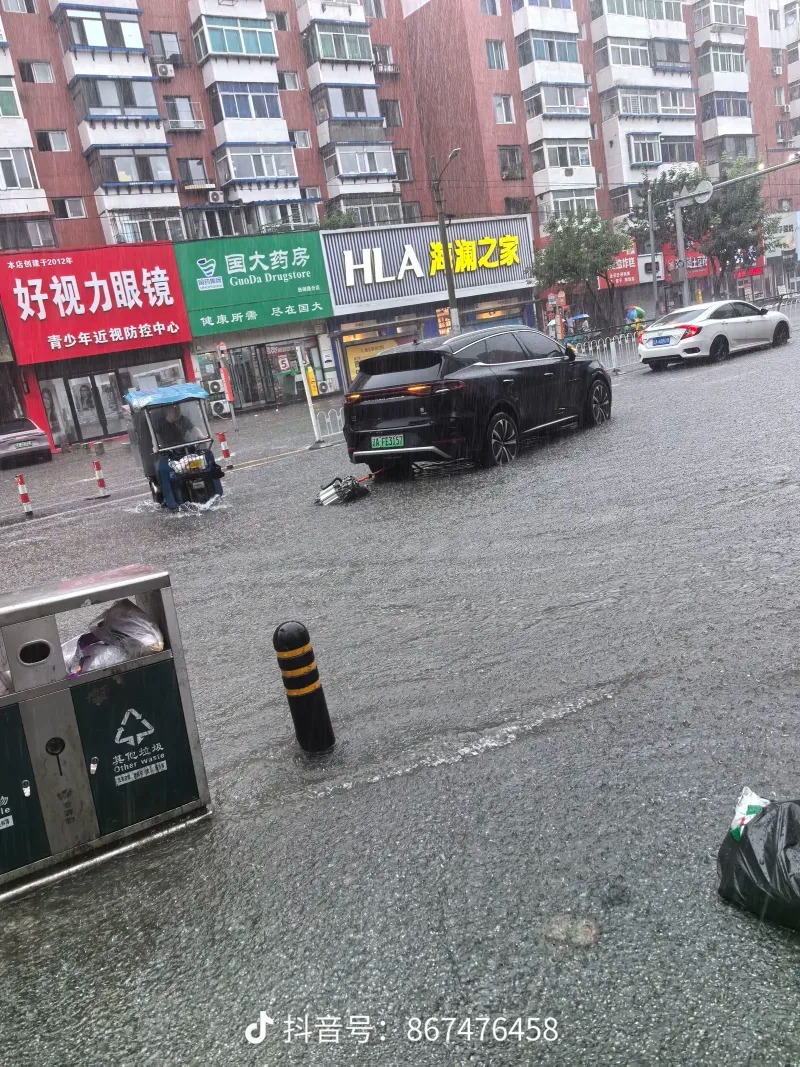Xe đang chạy bị rơi động cơ, BYD n&oacute;i do 'va chạm khi lội nước, kh&ocirc;ng phải vấn đề chất lượng'  - Ảnh 3.