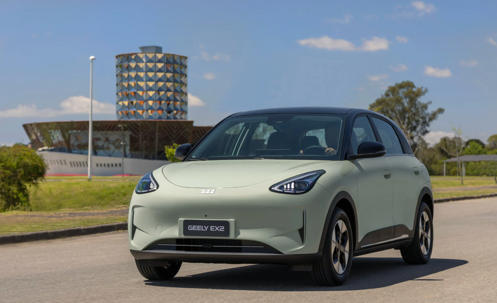 Chủ xe Geely EX2: C&oacute; ADAS đầy đủ nhưng vẫn ngại chạy tr&ecirc;n cao tốc - Ảnh 1.