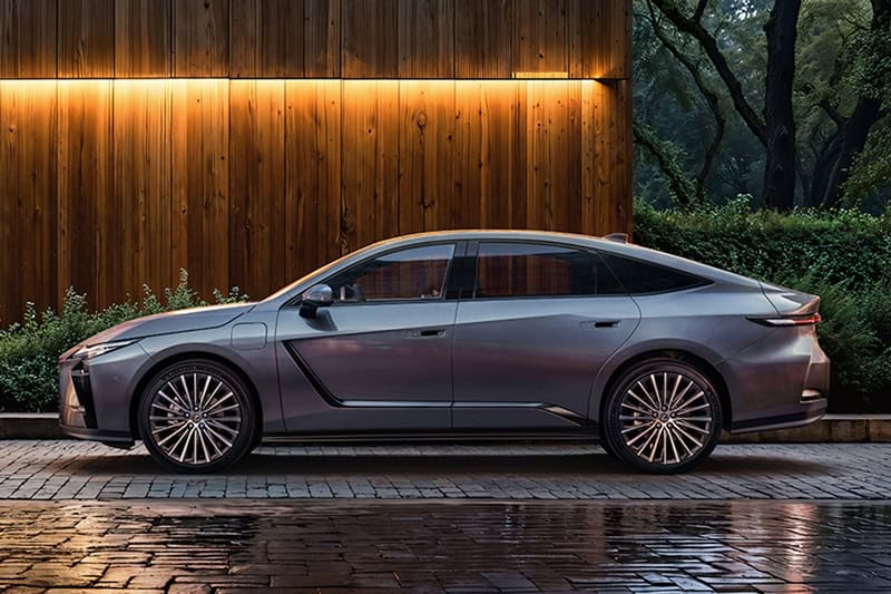 Lexus ES 2026 sắp ra mắt s&aacute;t Việt Nam: Lần đầu c&oacute; cả hybrid v&agrave; thuần điện, th&acirc;n xe lớn hơn đ&aacute;ng kể - Ảnh 2.
