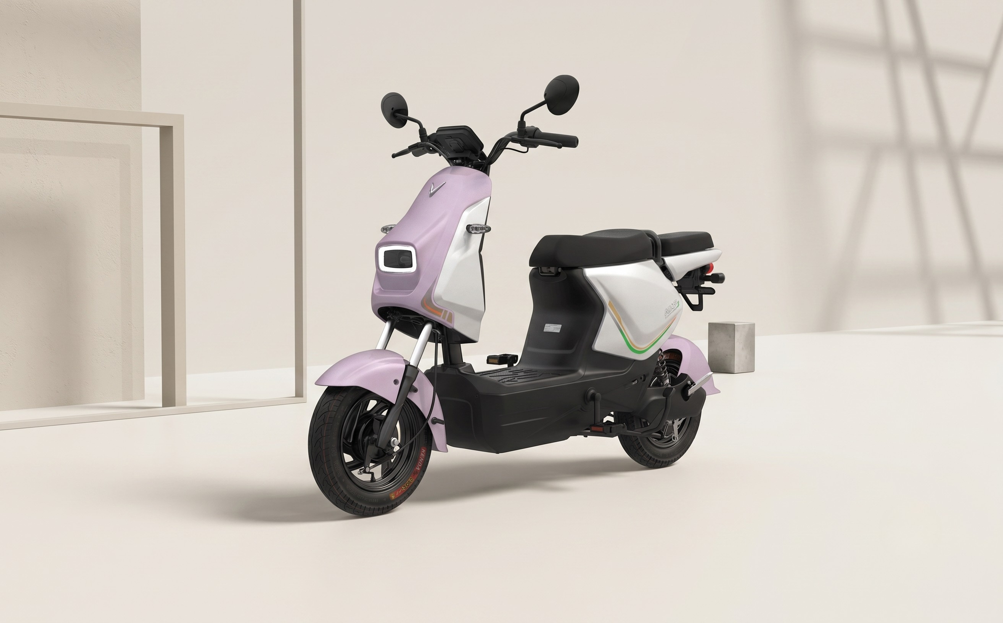 Xe m&aacute;y điện VinFast Amio S2 ra mắt: Gi&aacute; chưa đến 1/2 Feliz II, sạc đầy đi 65 km, kh&ocirc;ng đổi pin, c&oacute; n&acirc;ng cấp nhỏ nhưng đ&aacute;ng gi&aacute; - Ảnh 1.