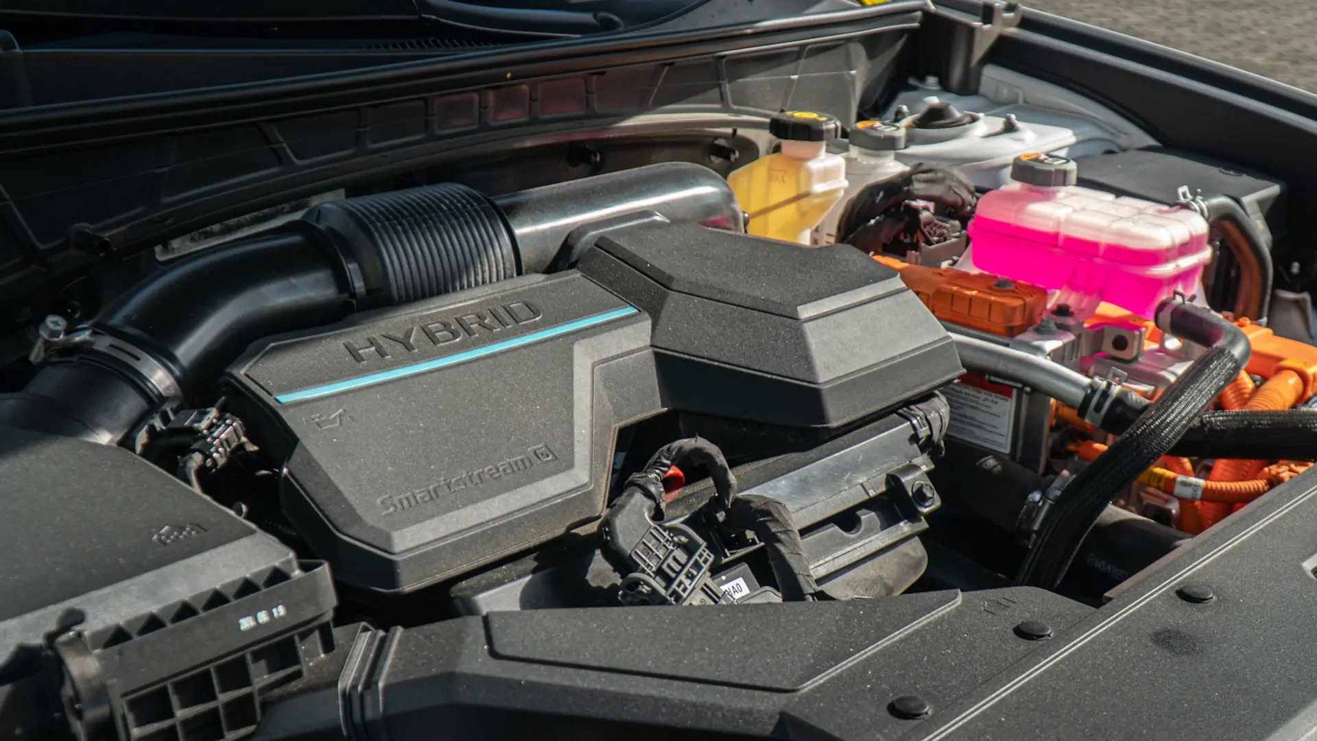 Bộ 3 SUV cỡ C rục rịch th&ecirc;m bản mới ở Việt Nam: Forester, Tucson c&oacute; hybrid, Territory bổ sung tiện nghi, c&ocirc;ng nghệ - Ảnh 4.