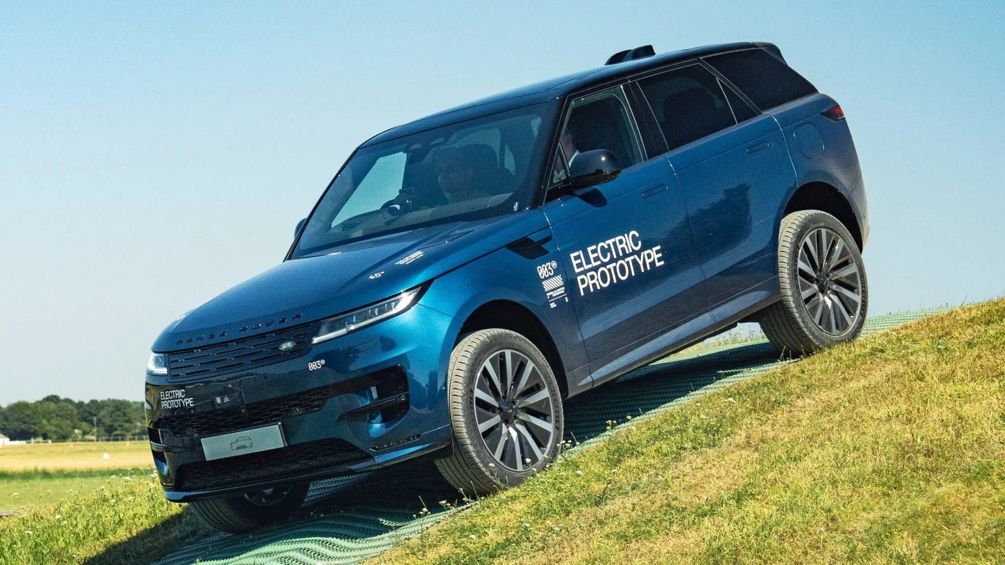 Range Rover Sport EV lộ diện: Nhiều điểm kh&aacute;c để ph&acirc;n biệt, vẫn off-road tốt nhờ c&ocirc;ng nghệ ri&ecirc;ng, ra mắt cuối năm nay - Ảnh 9.