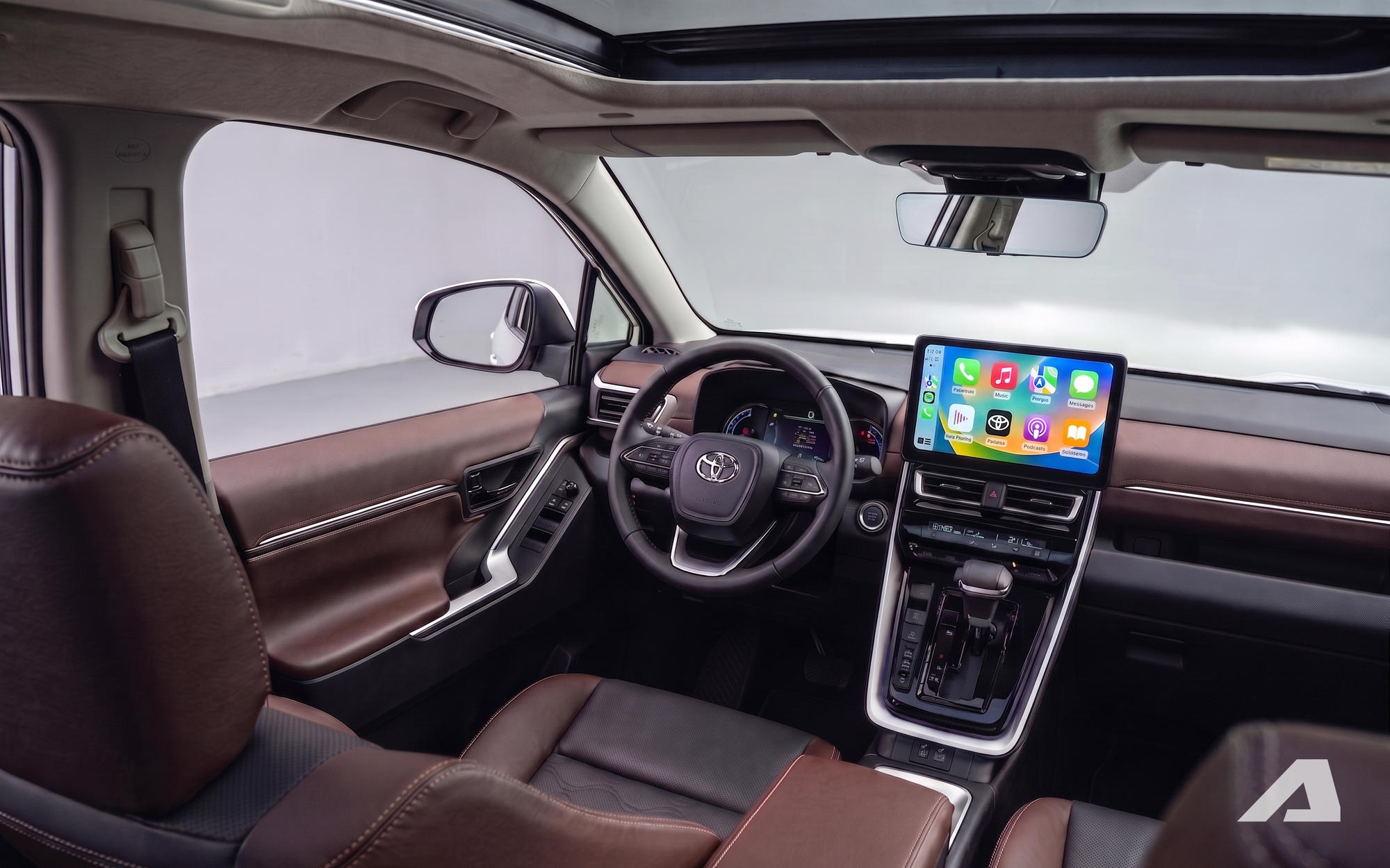 Xem trước Toyota Innova Cross 2027: Thiết kế mới c&oacute; điểm giống Corolla Cross, nội thất xịn hơn, ADAS c&oacute; thể n&acirc;ng cấp - Ảnh 8.