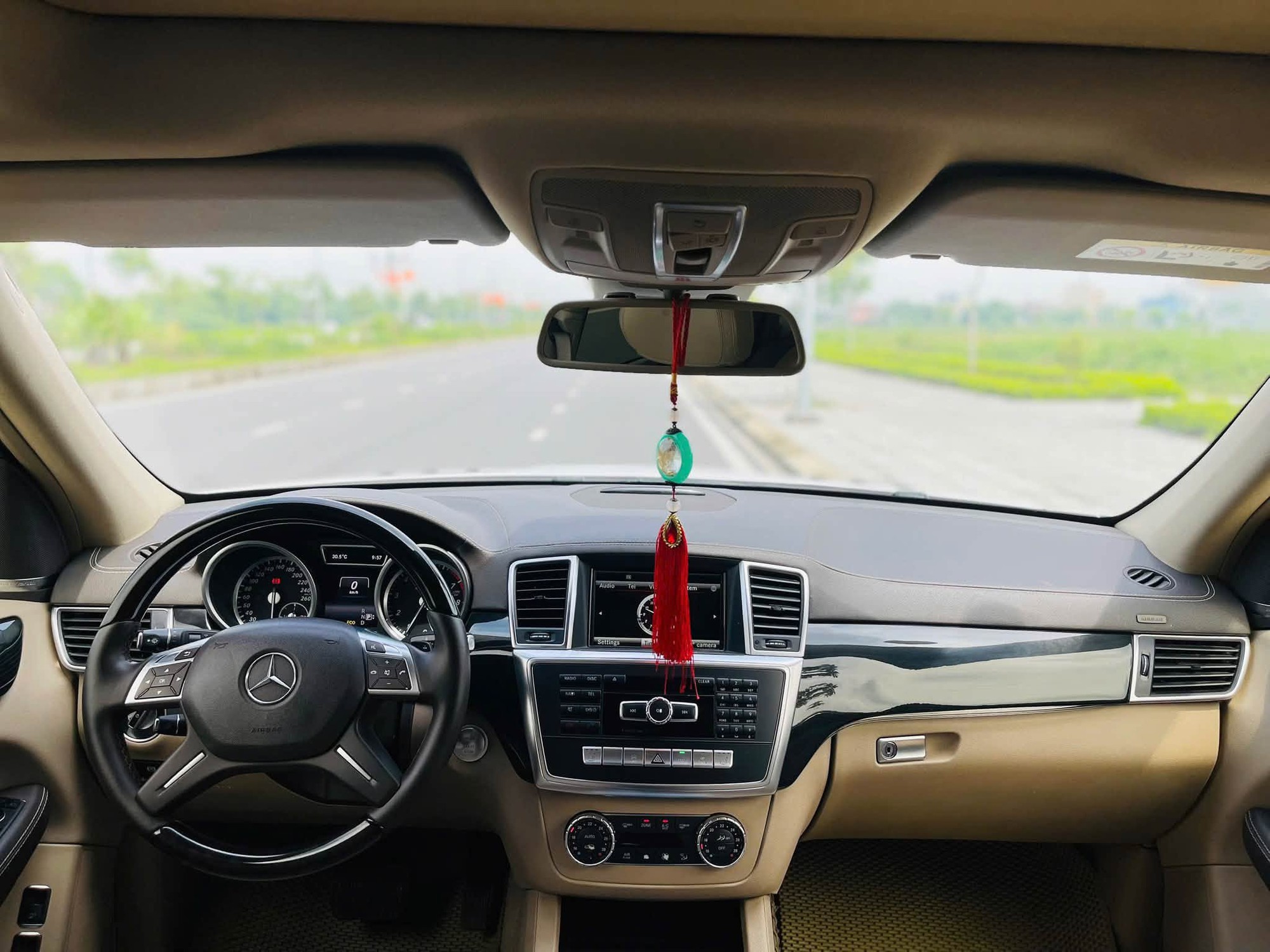 Chiếc Mercedes-Benz n&agrave;y b&aacute;n lại chưa đến 700 triệu: 7 chỗ phục vụ gia đ&igrave;nh, rẻ hơn thị trường cả trăm triệu khiến 'n&oacute;i chẳng ai tin' - Ảnh 6.