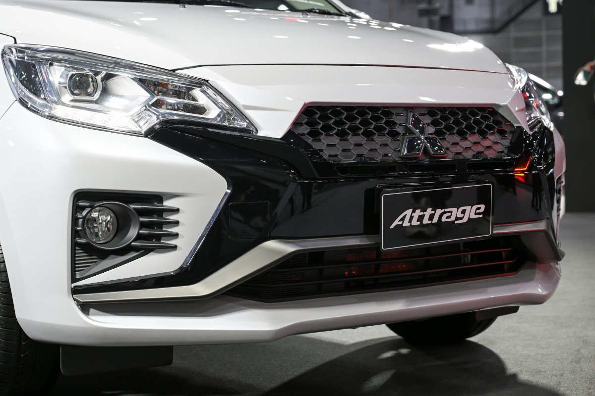 Ảnh thực tế Mitsubishi Attrage gi&aacute; quy đổi từ 445 triệu đồng, b&aacute;n gần s&aacute;t Việt Nam: mặt trước hầm hố, c&oacute; ADAS cạnh tranh Accent - Ảnh 11.