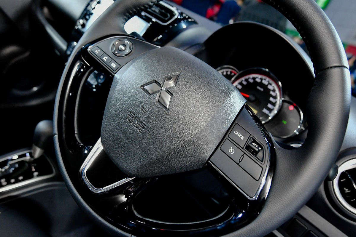 Ảnh thực tế Mitsubishi Attrage gi&aacute; quy đổi từ 445 triệu đồng, b&aacute;n gần s&aacute;t Việt Nam: mặt trước hầm hố, c&oacute; ADAS cạnh tranh Accent - Ảnh 15.