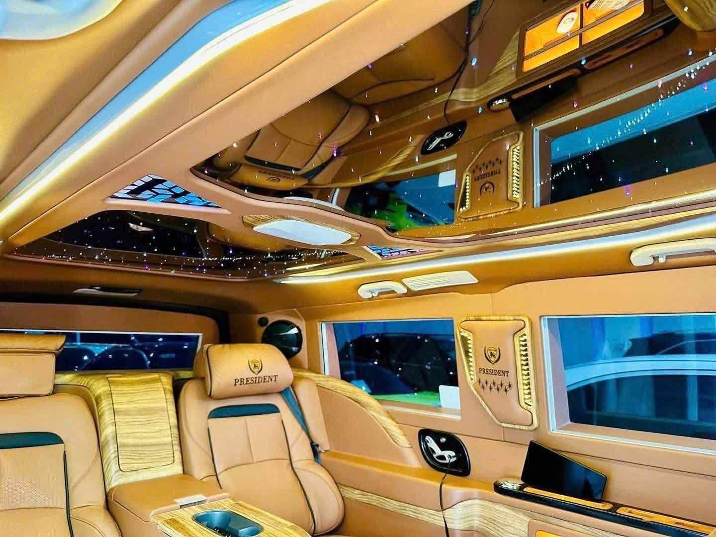 Mercedes-Benz V 250 2020 rao b&aacute;n 1,54 tỷ đồng, ri&ecirc;ng tiền độ g&oacute;i Maybach gần 1 tỷ: 'B&aacute;n g&oacute;i độ tặng chiếc xe m&agrave; kh&ocirc;ng ai tin'- Ảnh 3.