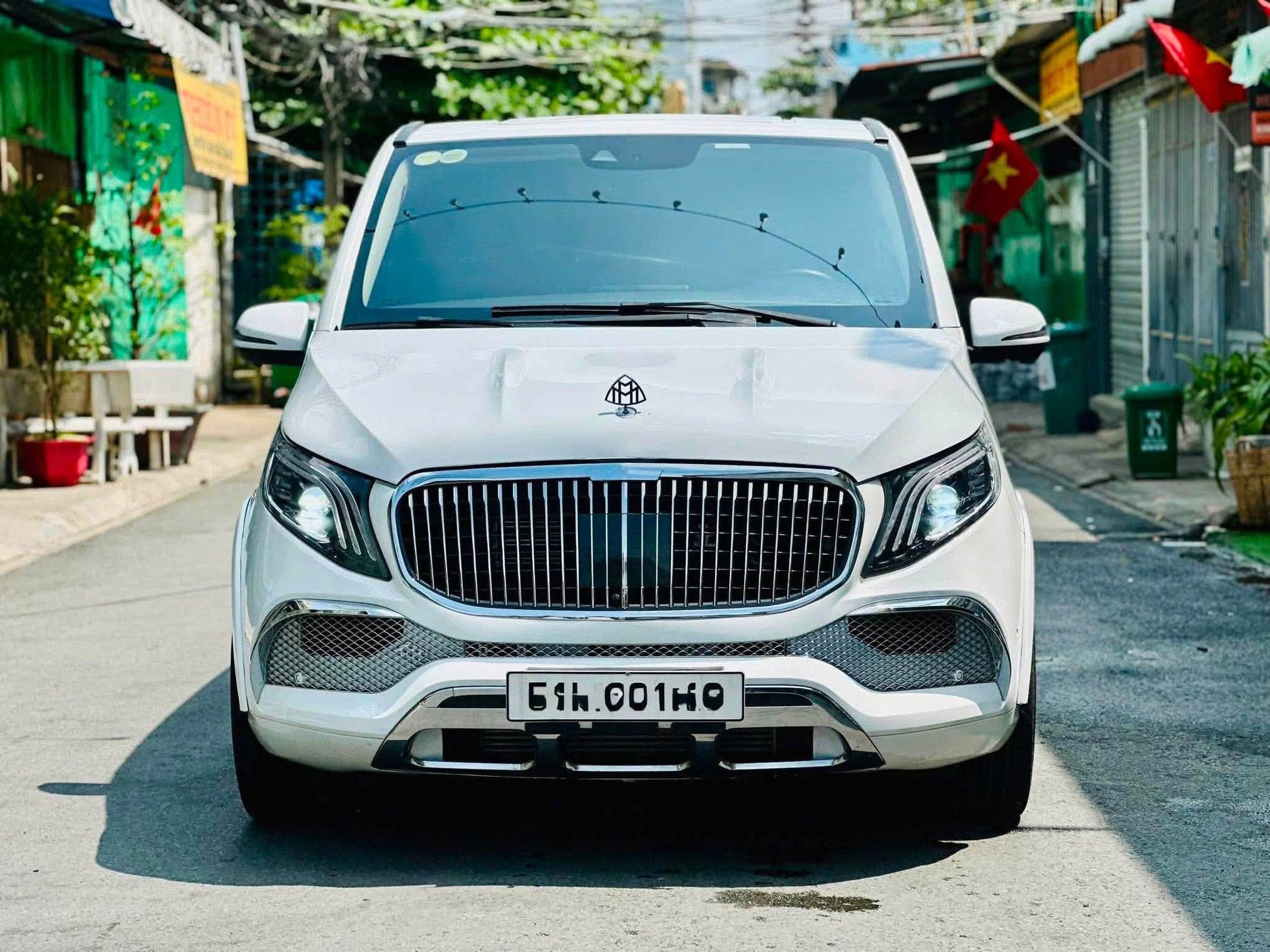 Mercedes-Benz V 250 2020 rao b&aacute;n 1,54 tỷ đồng, ri&ecirc;ng tiền độ g&oacute;i Maybach gần 1 tỷ: 'B&aacute;n g&oacute;i độ tặng chiếc xe m&agrave; kh&ocirc;ng ai tin'- Ảnh 6.