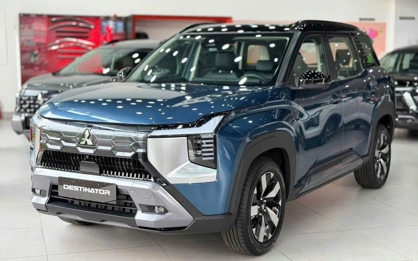 4 xe Nhật lọt top 10 doanh số th&aacute;ng 7 th&igrave; Mitsubishi g&oacute;p 2 mẫu: Xpander trở lại, Xforce vẫn b&aacute;n mạnh nhất - Ảnh 2.