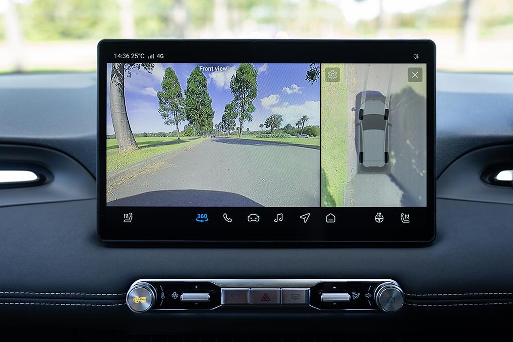 MG Việt Nam h&eacute; lộ th&ecirc;m ảnh mẫu xe điện mới: D&ugrave;ng v&agrave;nh 17 inch, đ&egrave;n pha LED, c&ugrave;ng ph&acirc;n kh&uacute;c Geely EX2, cận kề ng&agrave;y ra mắt - Ảnh 15.