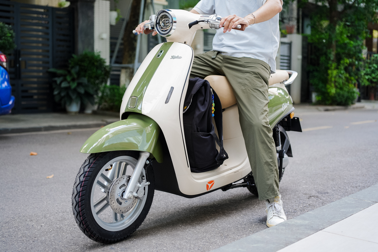 Trải nghiệm YADEA Omee H: Ga mượt, lướt &ecirc;m, c&oacute; điểm trừ nhưng b&ugrave; đắp bằng nhiều c&ocirc;ng nghệ tiện &iacute;ch - Ảnh 11.