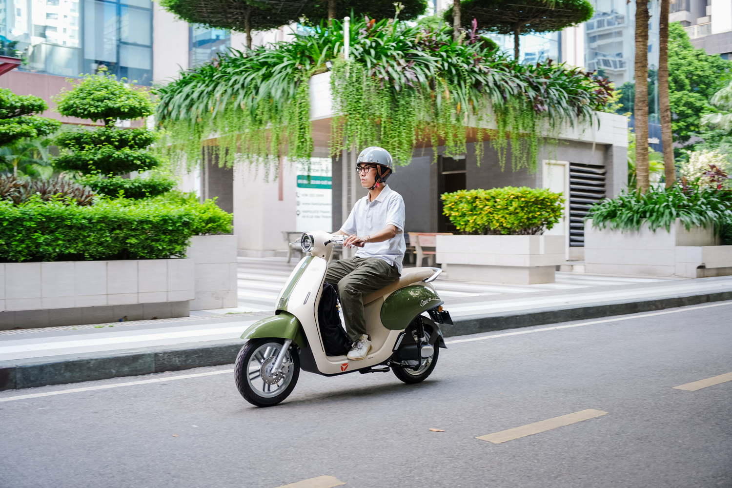 Trải nghiệm YADEA Omee H: Ga mượt, lướt &ecirc;m, c&oacute; điểm trừ nhưng b&ugrave; đắp bằng nhiều c&ocirc;ng nghệ tiện &iacute;ch - Ảnh 3.