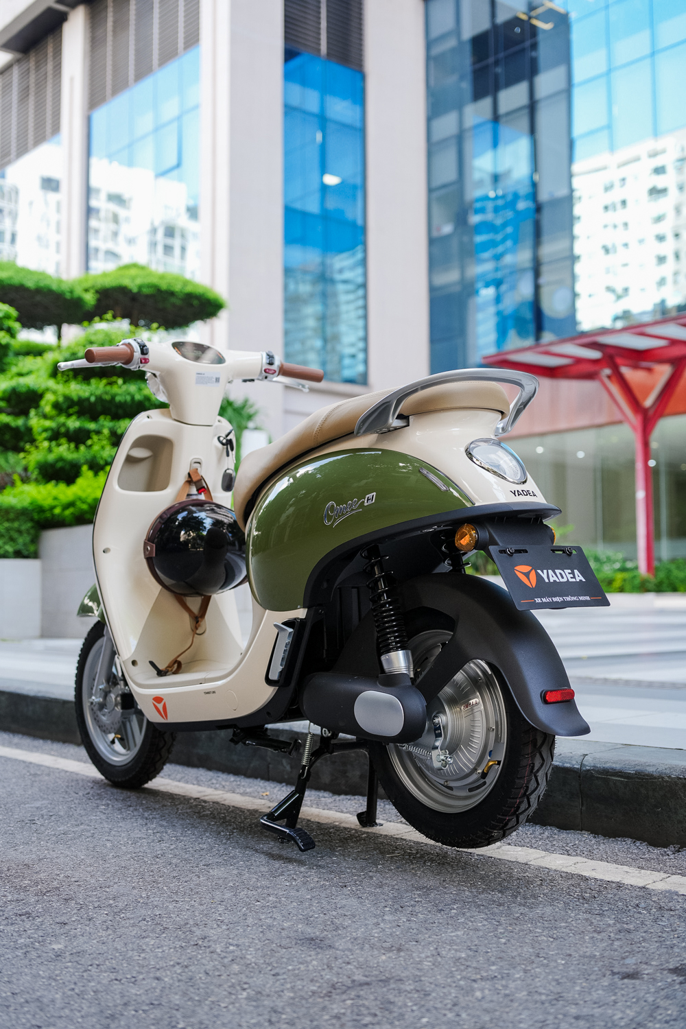 Trải nghiệm YADEA Omee H: Ga mượt, lướt &ecirc;m, c&oacute; điểm trừ nhưng b&ugrave; đắp bằng nhiều c&ocirc;ng nghệ tiện &iacute;ch - Ảnh 2.