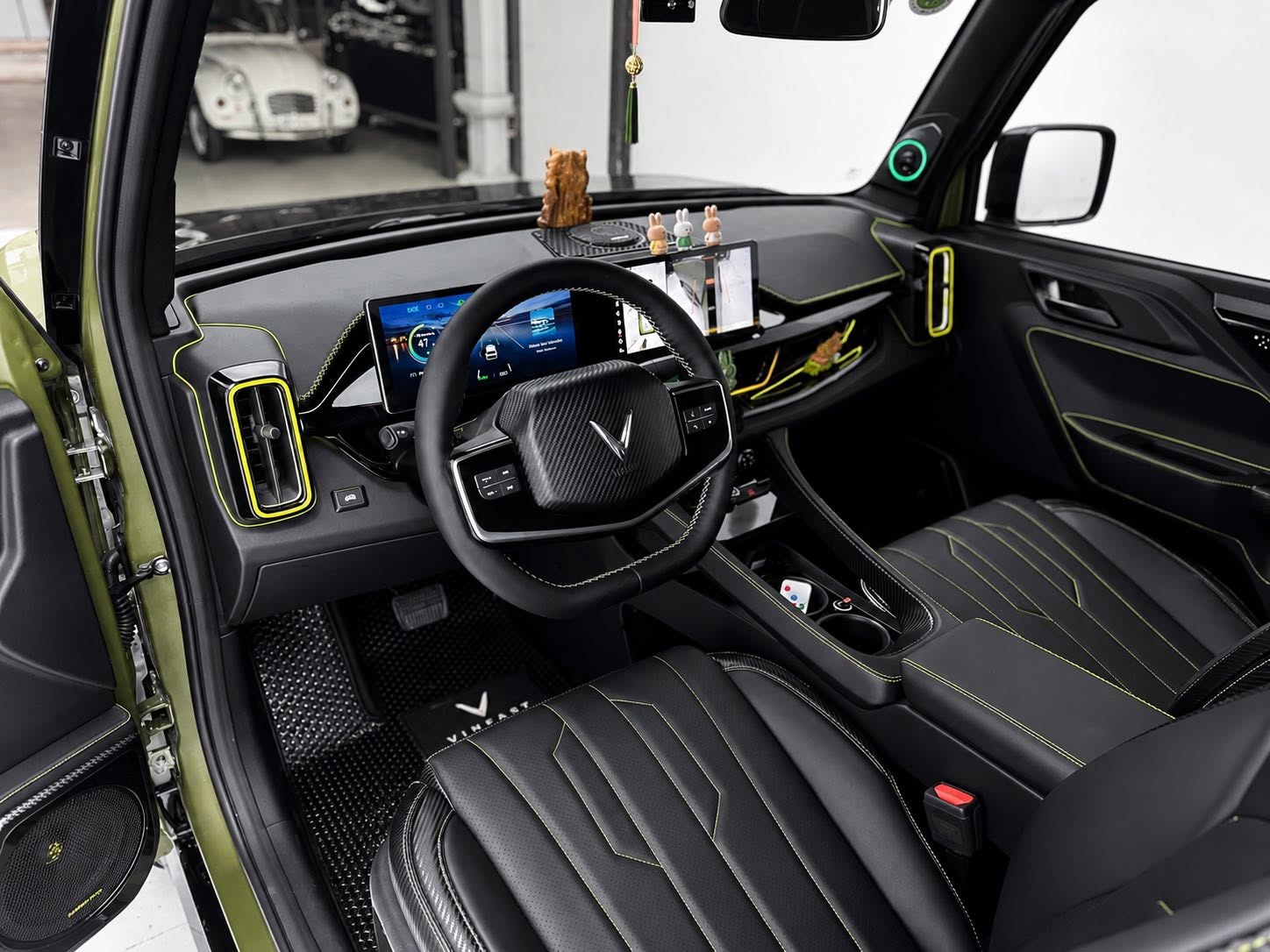 VinFast VF 3 của Ng&ocirc; Kiến Huy lột x&aacute;c kiểu Mini Jeep, th&ecirc;m loạt chi tiết sau khi độ c&aacute;ch đ&acirc;y 1 th&aacute;ng - Ảnh 5.