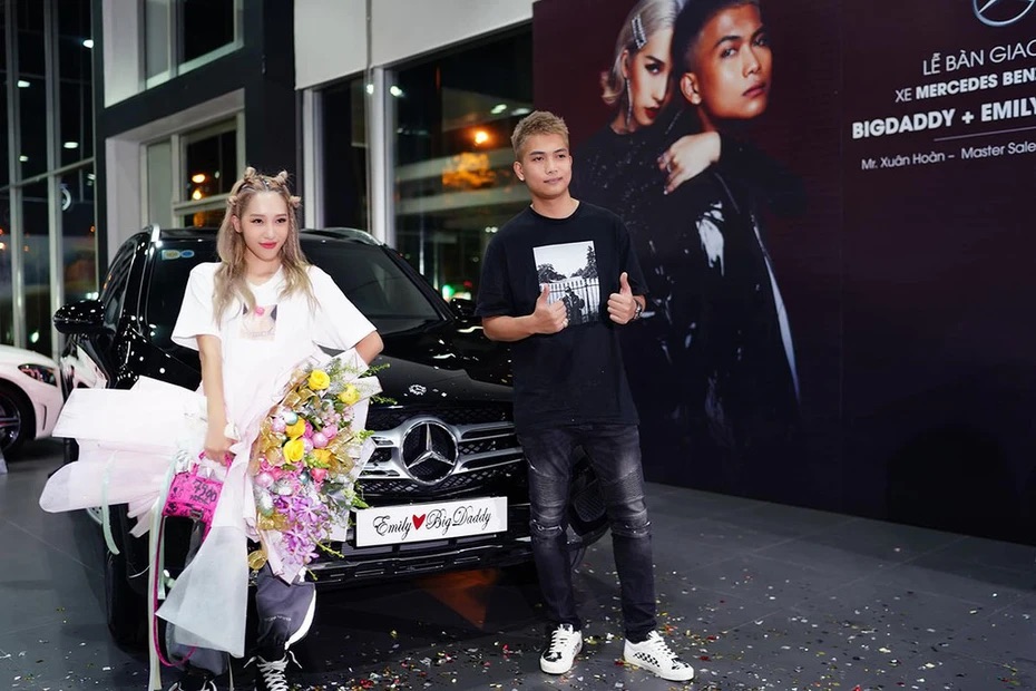 Rapper BigDaddy rao b&aacute;n Mercedes-Benz GLC 250 sau gần 6 năm sử dụng: Mua xe tặng k&egrave;m album ch&iacute;nh chủ, gi&aacute; rẻ hơn Honda Civic RS đập th&ugrave;ng - Ảnh 2.