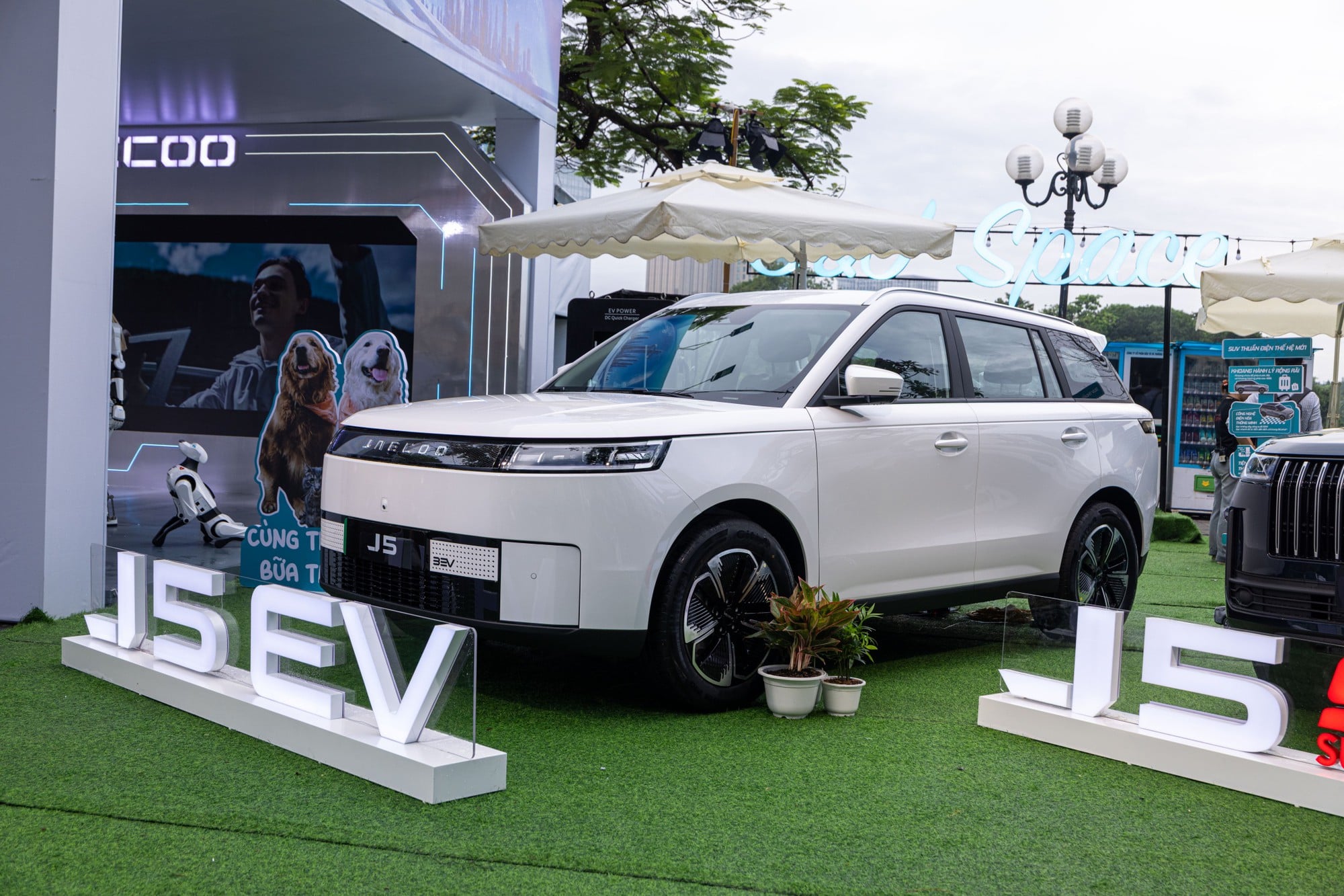 Đừng vội xuống tiền mua xe điện năm nay nếu chưa xem qua 5 gợi &yacute; n&agrave;y của Car Choice Awards 2026 - Ảnh 4.