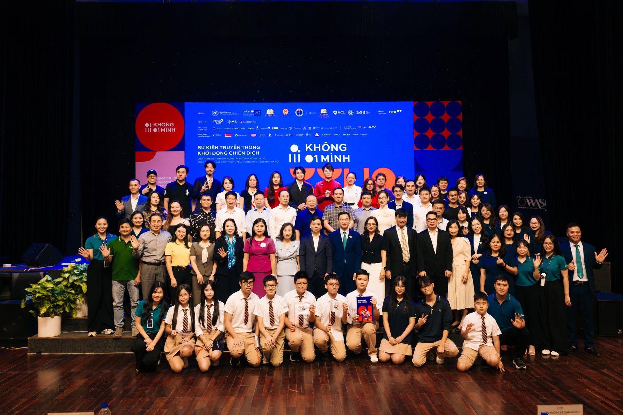 Li&ecirc;n minh Niềm tin số khẳng định dấu ấn v&agrave; mở ra chặng ph&aacute;t triển mới tại KOL Summit 2026- Ảnh 2.