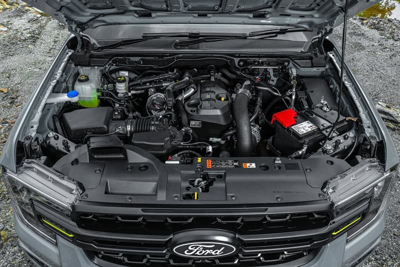 Ford Ranger Wolftrak ra mắt tại quốc gia ngay s&aacute;t Việt Nam: Gi&aacute; quy đổi 747 triệu đồng, nằm giữa XLS v&agrave; Wildtrak - Ảnh 5.