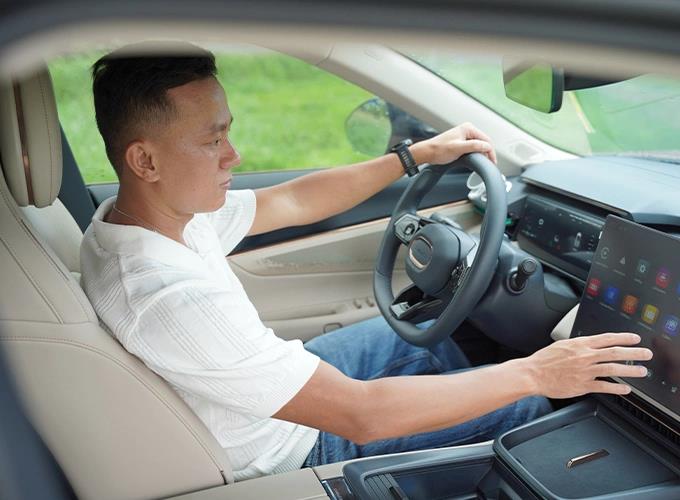 Đ&acirc;y l&agrave; 3 yếu tố khiến Lynk & Co 08 được l&ograve;ng kh&aacute;ch Việt: Ngo&agrave;i thiết kế, tiện nghi th&igrave; c&ograve;n một thứ g&acirc;y wow ở trải nghiệm l&aacute;i - Ảnh 2.