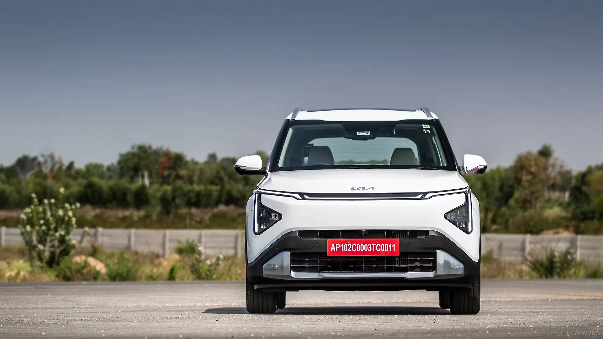 Kia Carens phi&ecirc;n bản mới về VN: Thiết kế thay đổi hợp gu người Việt, dễ c&oacute; ADAS v&agrave; phanh tay điện tử cạnh tranh Xpander - Ảnh 7.