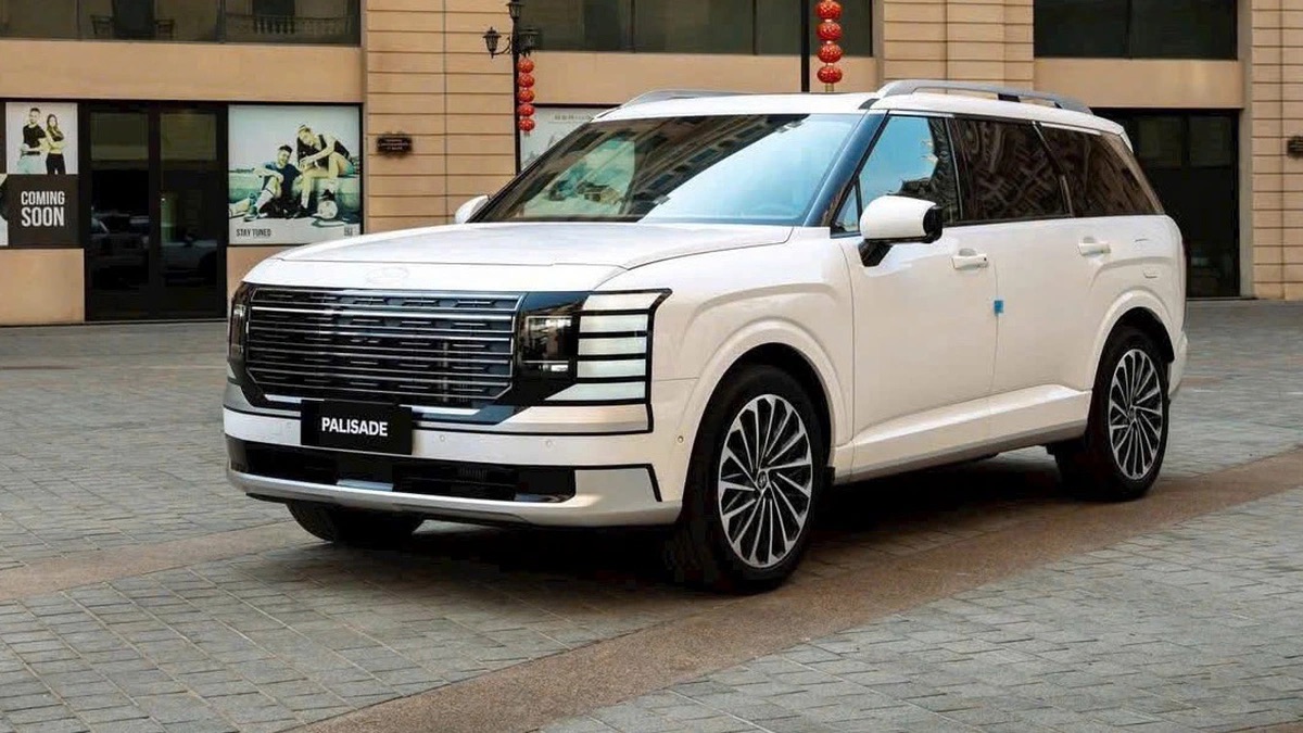 SUV 7 chỗ mới cạnh tranh Hyundai Palisade rục rịch về Việt Nam: PHEV đầy bình chạy gần 1.200km, cắm được thiết bị điện, có ghế massage - Ảnh 2.