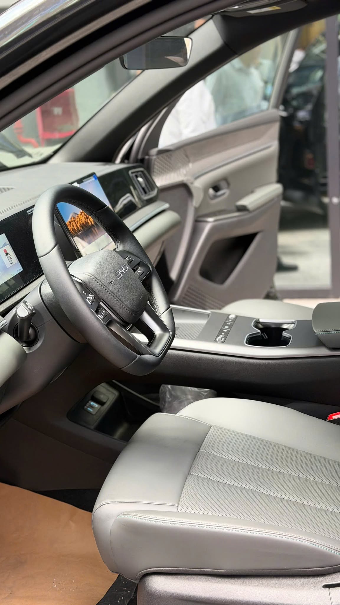 Cận cảnh BYD Sealion 5 xuất hiện tại TP.HCM: Gi&aacute; dự kiến hơn 700 triệu đồng, cạnh tranh với Mazda CX-5 - Ảnh 3.