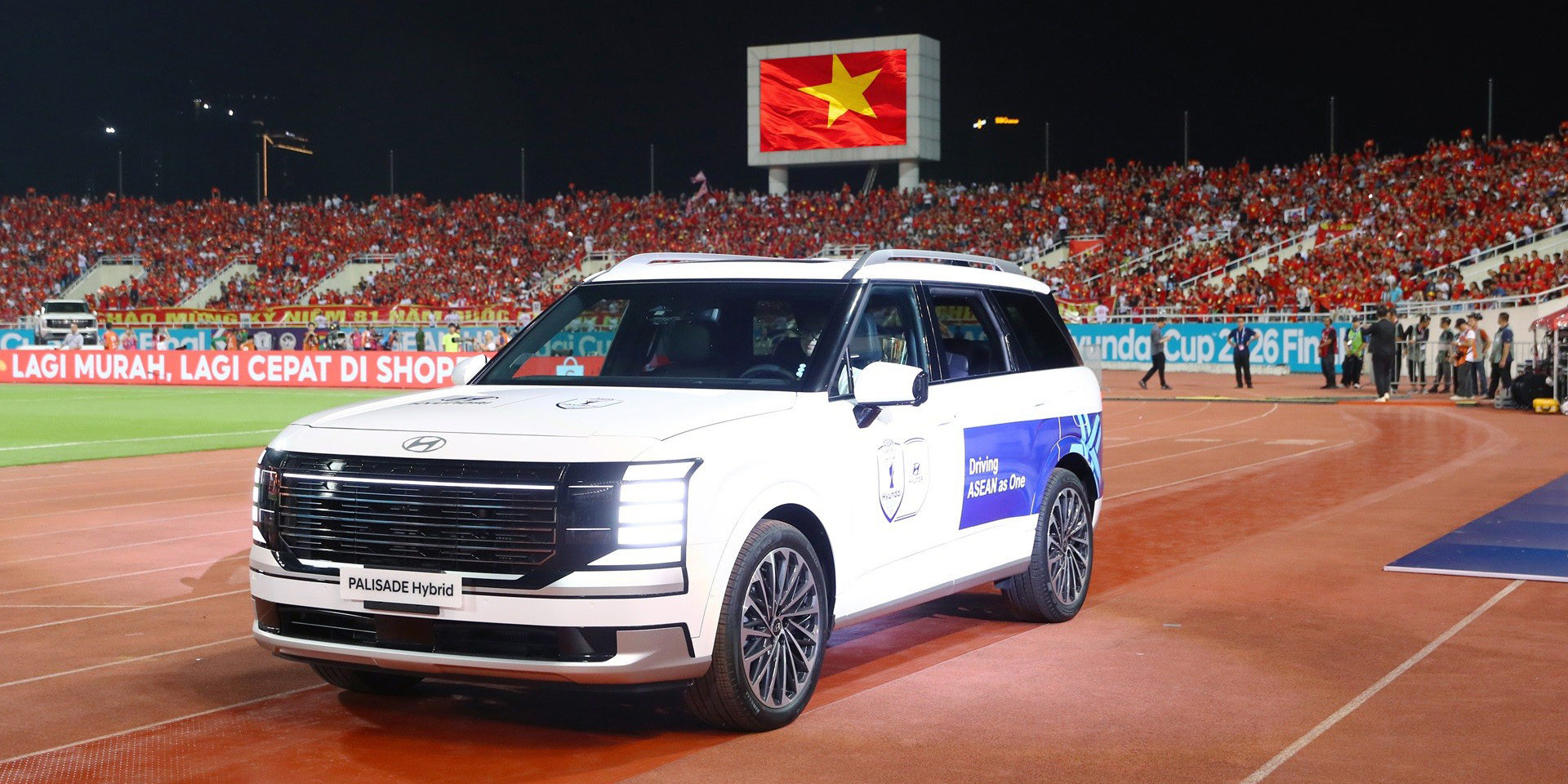 Palisade rước cúp vô địch ASEAN Cup 2026 — ảnh 2