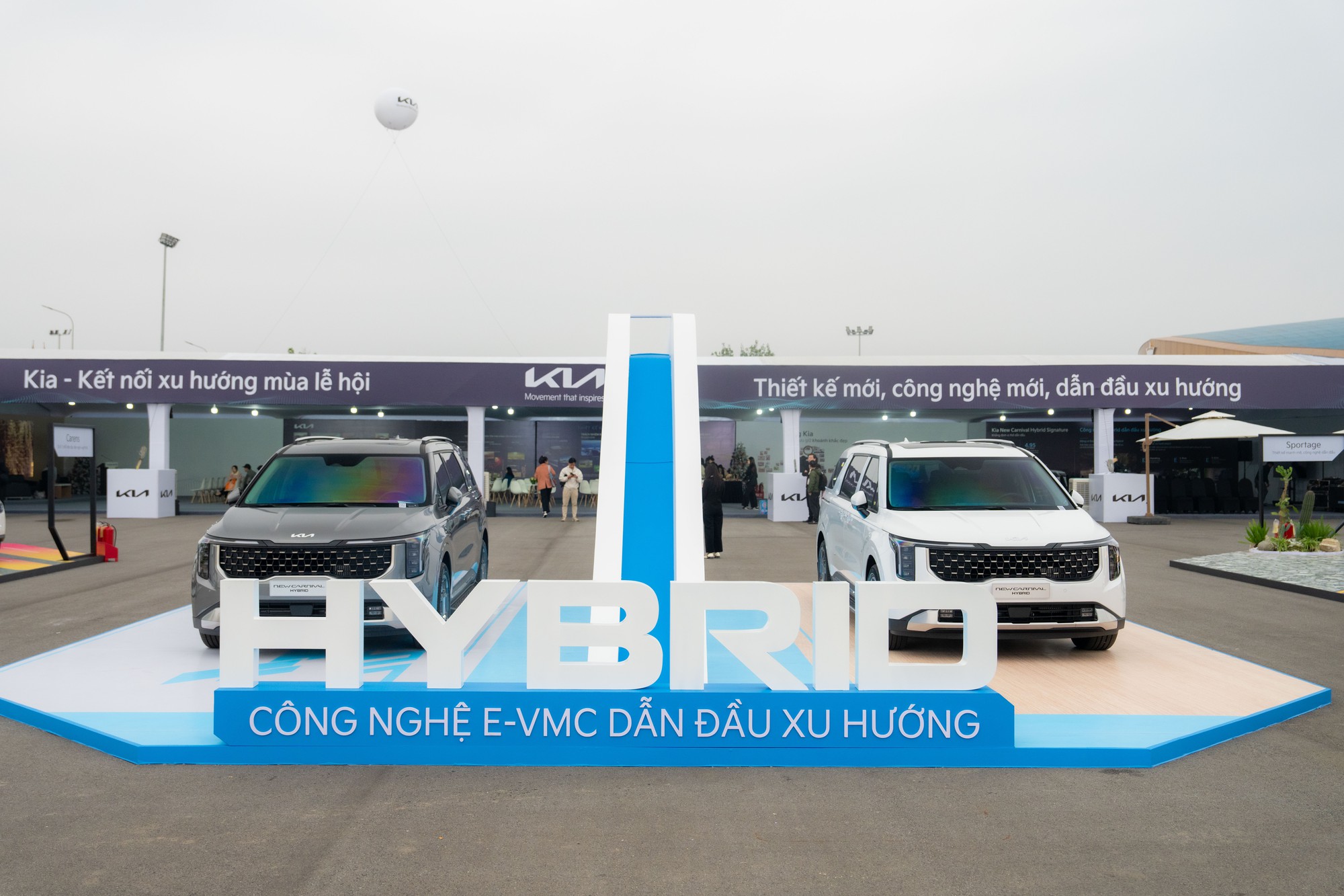 D&agrave;n xe hybrid của Kia sắp &lsquo;đổ bộ&rsquo; Thủ đ&ocirc;, cho l&aacute;i thử từ sa h&igrave;nh đến đường trường - Ảnh 1.