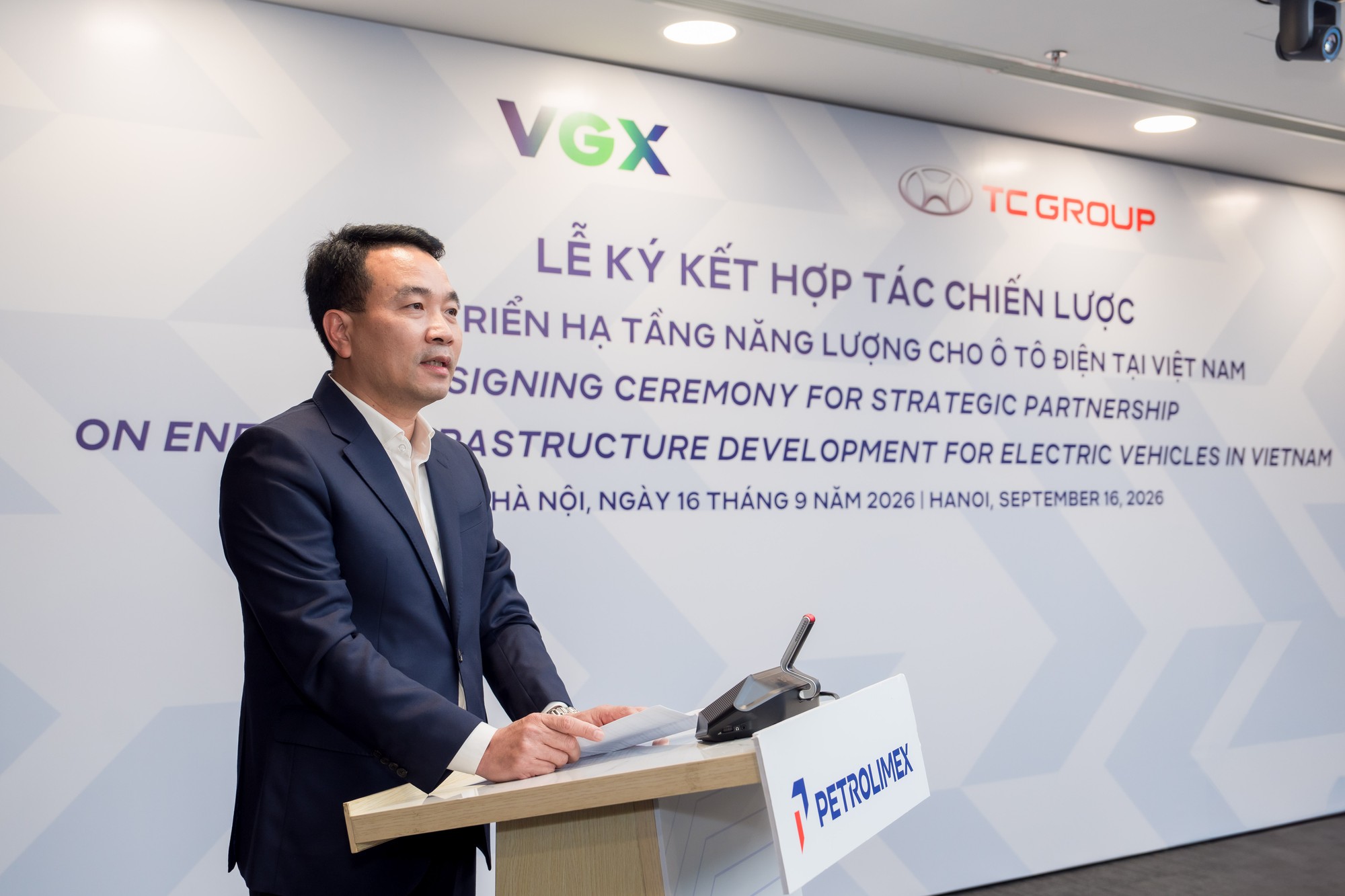 TC Group hợp t&aacute;c VGX l&agrave;m hạ tầng sạc tại Việt Nam: Kh&ocirc;ng giới hạn h&atilde;ng xe, kh&aacute;ch đi xe điện Hyundai hưởng lợi nhiều nhất - Ảnh 2.