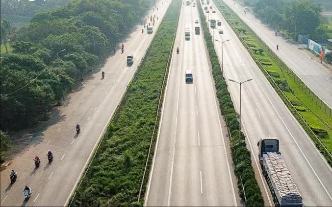Đề xuất bỏ l&agrave;n dừng khẩn cấp tr&ecirc;n đường V&agrave;nh đai 3 tr&ecirc;n cao (H&agrave; Nội) - Ảnh 1.