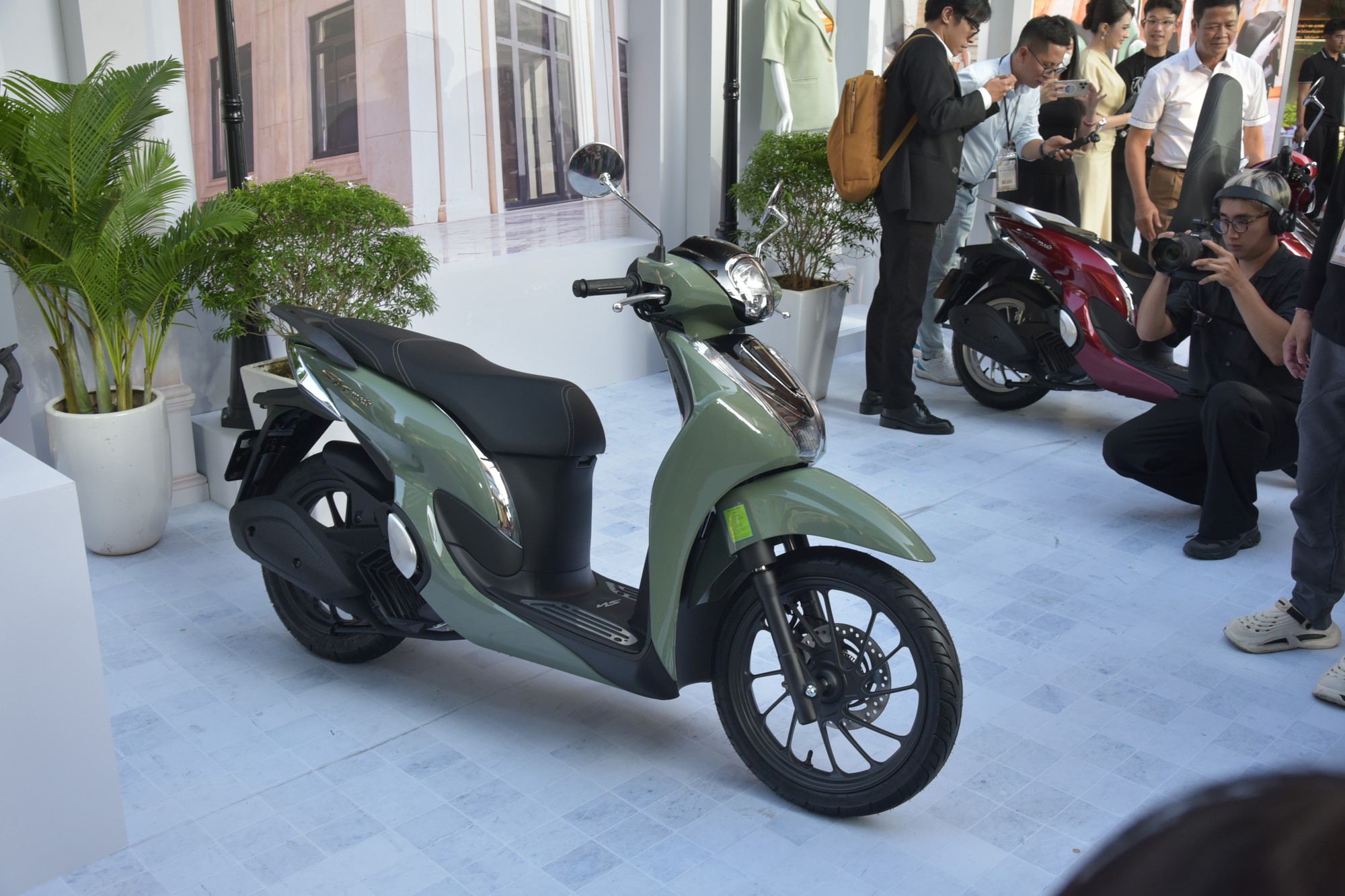 Honda SH Mode 2026 ra mắt Việt Nam: Giá từ gần 61 triệu đồng, màn hình mới, động cơ ‘sạch’ hơn, thêm tính năng an toàn - Ảnh 1.