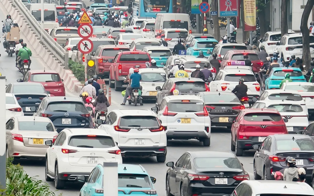 Gần 71% xe taxi chạy điện - Ảnh 1.